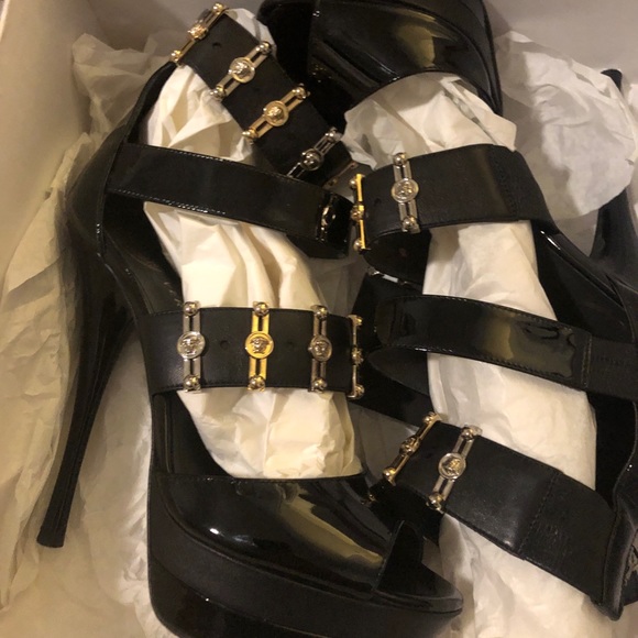 Versace stud heels 38 - Picture 2 of 15